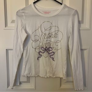 🤩3for$10🤩 Victorias Secret long sleeve shirt size xs. GUC